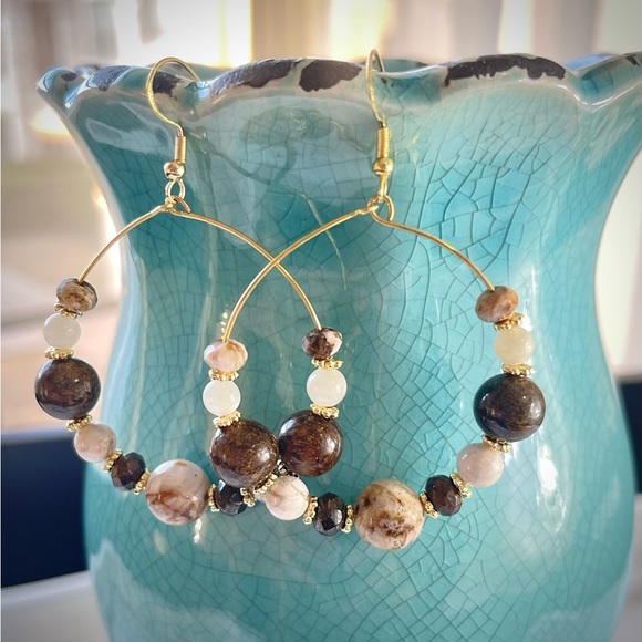 Boho beaded hoop drop dangle earrings gold tone, wire hook, large brown ivory - Picture 2 of 6